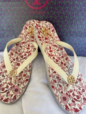 Tory Burch Pink Flip Flop